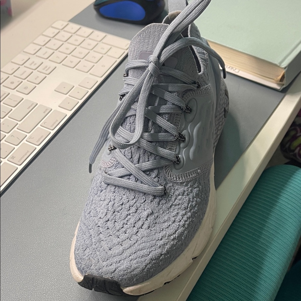 Under Armour HOVR Phantom 2 Shoes - Picture 2 of 5